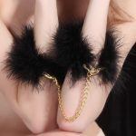 987101324 Handboeien Feather Cuffs 8719831783243 3