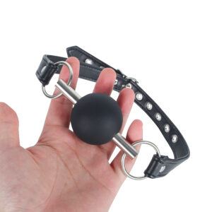 Banoch   Ballgag black Luxe   Siliconen   Zwart   bondage in hand