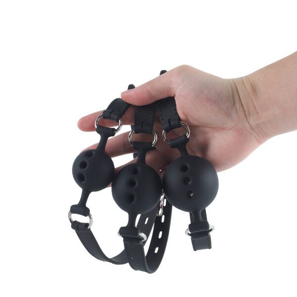 Banoch   ball gag siliconen l   zwart 3 verschillende maten