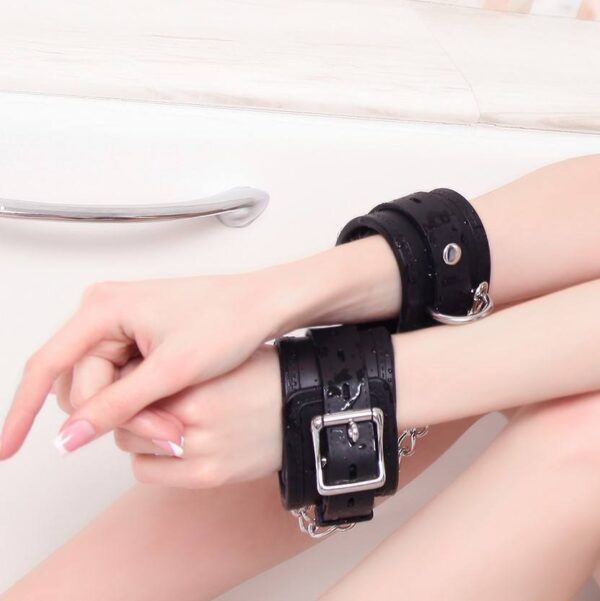 Banoch handboeien van siliconen zwart 987101371 2