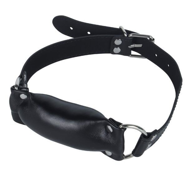 Banoch   Bit gag soft straight black   bitgag van imitatieleer zwart   in hand (6)
