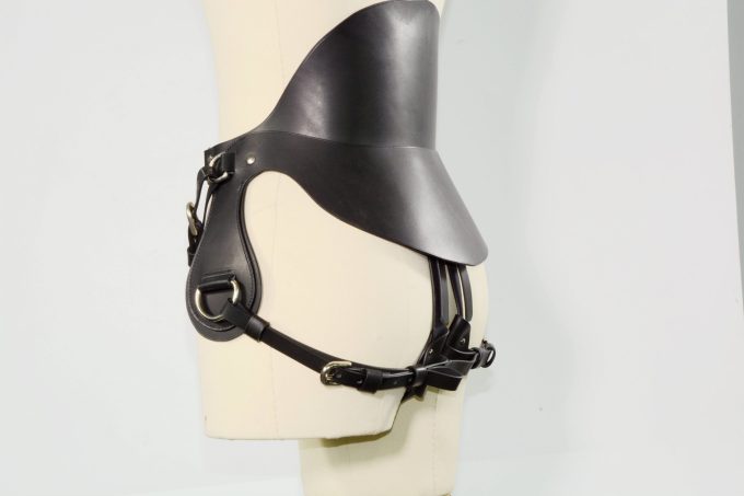 Banoch Hedonistic Human Saddle zadel leer 987101862 5 scaled