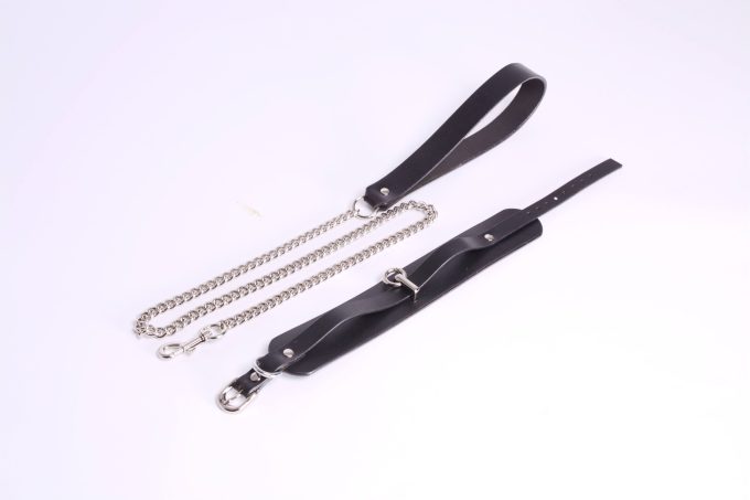 Banoch Hedonistic bauhaus Bondageset zwart leer 987101856 14 scaled Banoch Hedonistic bauhaus Bondageset zwart leer 987101856 14 scaled
