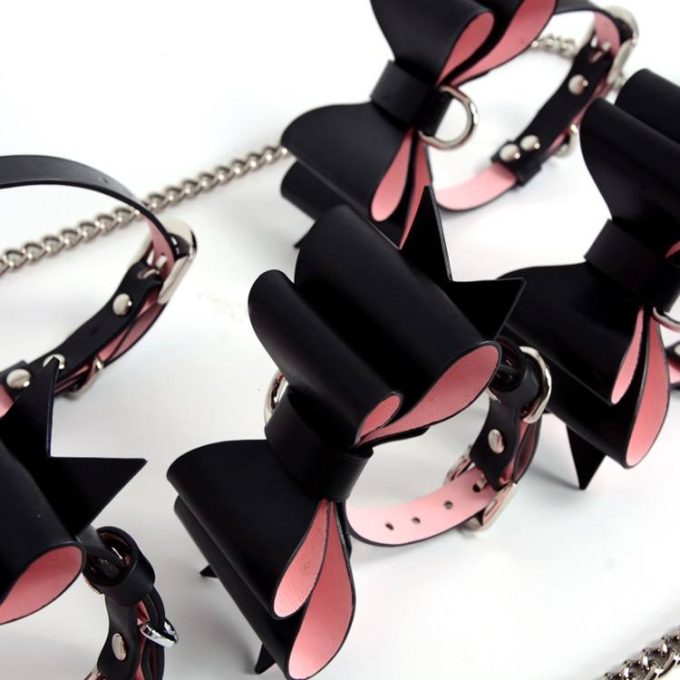 Banoch Hedonistic bowtie Bondageset strik zwartroze leer 987101857 3