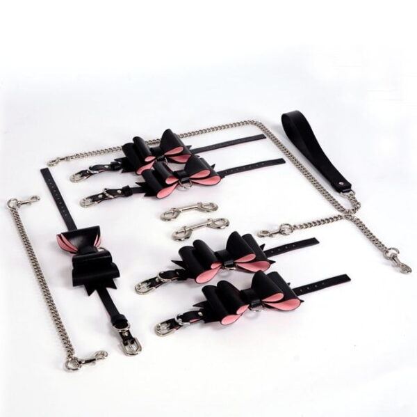 Banoch Hedonistic bowtie Bondageset strik zwartroze leer 987101857 Banoch Hedonistic bowtie Bondageset strik zwartroze leer 987101857