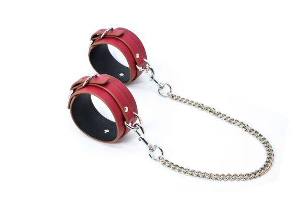 Banoch Sultry Bondageset in hoes rood pu leer 987101855 32 scaled Banoch Sultry Bondageset in hoes rood pu leer 987101855 32 scaled