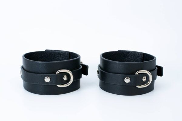 Banoch Sultry Bondageset in hoes zwart pu leer 987101854 27 scaled Banoch Sultry Bondageset in hoes zwart pu leer 987101854 27 scaled