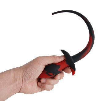 Banoch Buttplug Cola de Perra puppy play Staart Siliconen roodzwart in hand