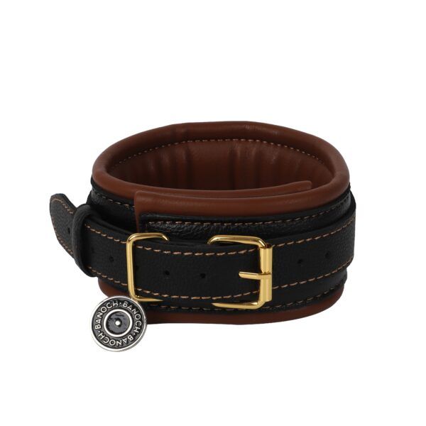 Banoch Collar leash Gold Halsband en Riem cognac bruin met goud bondage 987101702 1 scaled scaled Banoch Collar leash Gold Halsband en Riem cognac bruin met goud bondage 987101702 1 scaled scaled
