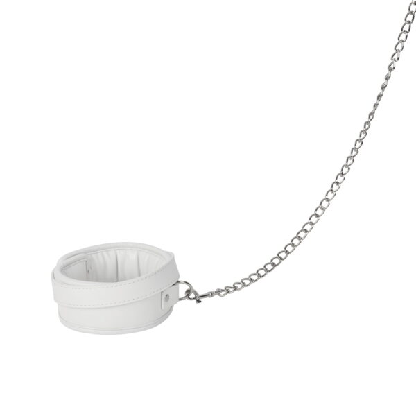 Banoch Collar leash White Halsband en Riem wit imitatieleer bondage 987101766 2 scaled scaled