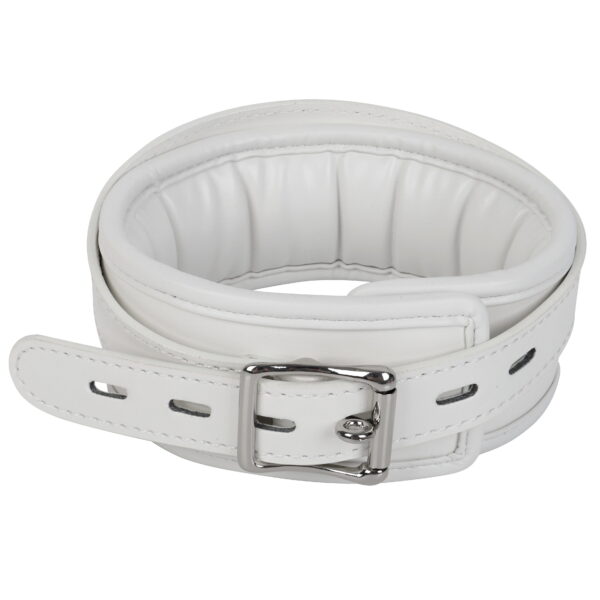 Banoch Collar leash White Halsband en Riem wit imitatieleer bondage 987101766 5 scaled scaled