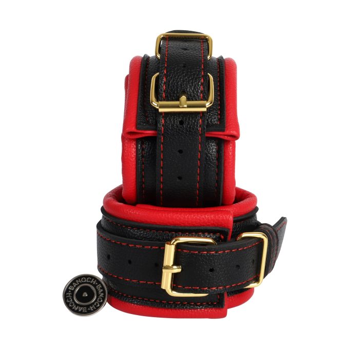 Banoch Handcuff gold rode Handboeien leer met goud bondage 987101375 13 scaled scaled