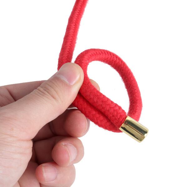 Banoch Bondagetouw extra zacht 10 meter rood & zwart in opbergtas (1) Banoch Bondagetouw extra zacht 10 meter rood & zwart in opbergtas (1)