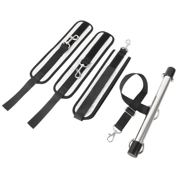 Banoch handboeien stangen Grey Bondageset 987102242 7 scaled scaled Banoch handboeien stangen Grey Bondageset 987102242 7 scaled scaled