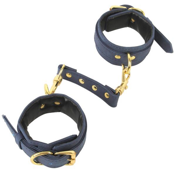 Banoch handboeien van pu leer velvet blauw goud bondage 987102330 4 scaled scaled Banoch handboeien van pu leer velvet blauw goud bondage 987102330 4 scaled scaled