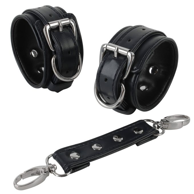 Banoch handboeien van pu leer zwart zilver bondage 987102334 12 scaled scaled