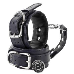 Banoch handboeien van pu leer zwart zilver bondage 987102334 4 scaled scaled