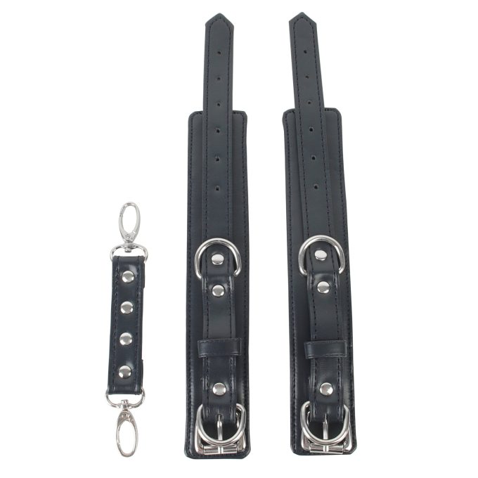 Banoch handboeien van pu leer zwart zilver bondage 987102334 5 scaled scaled