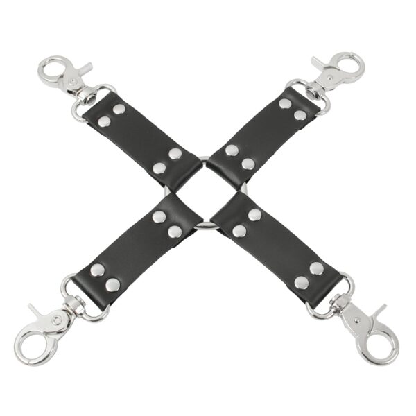 Banoch Black hogtie with clips Zwarte hogtie met haken bondage 2 scaled scaled Banoch Black hogtie with clips Zwarte hogtie met haken bondage 2 scaled scaled
