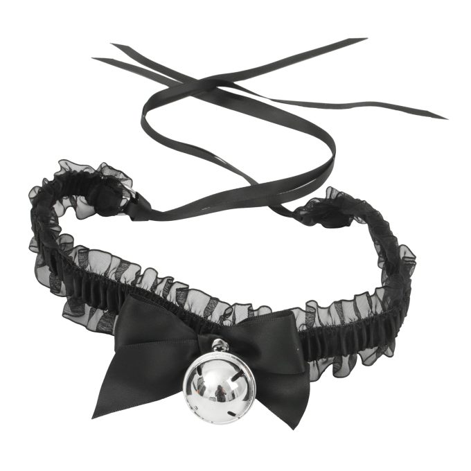 Banoch Lace collar bell halsband kant met zilveren bel choker 2 scaled scaled