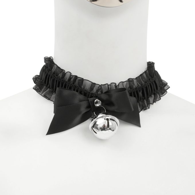 Banoch Lace collar bell halsband kant met zilveren bel choker 5 scaled scaled