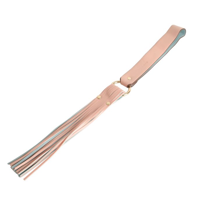 Banoch flogger flat blauw roze pu leer 50 cm BDSM 3 scaled