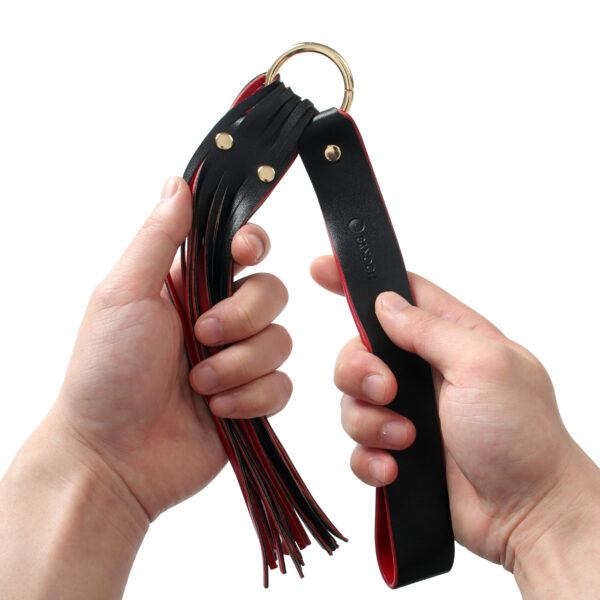 Banoch flogger flat zwart rood pu leer 50 cm BDSM 6 scaled