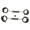 Banoch luxe bondageset zwart handboeien enkelboeien collar leash pu leer opbergtas 1 1 scaled