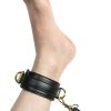 Banoch luxe bondageset zwart handboeien enkelboeien collar leash pu leer opbergtas 11 scaled