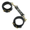 Banoch luxe bondageset zwart handboeien enkelboeien collar leash pu leer opbergtas 6 scaled Banoch luxe bondageset zwart handboeien enkelboeien collar leash pu leer opbergtas 6 scaled