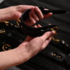 banoch bondageset zwart met goud met hand scaled banoch bondageset zwart met goud met hand scaled