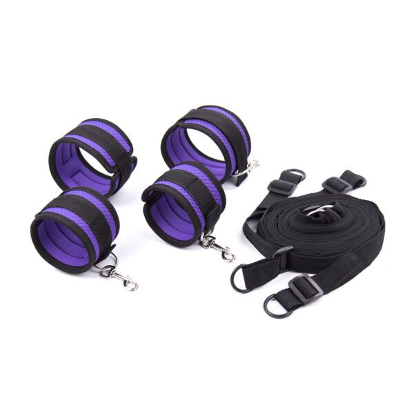 Banoch Bondageset voor onder bed stevige zachte neopreen boeien makkelijk verstelbaar paars (3) Banoch Bondageset voor onder bed stevige zachte neopreen boeien makkelijk verstelbaar paars (3)