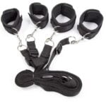 Banoch Bondageset voor onder bed stevige zachte neopreen boeien makkelijk verstelbaar zwart (2)