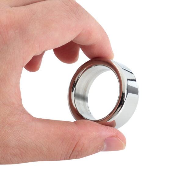 Banoch   Glansring Thick Ø 28 mm   brede metalen eikelring   cockring (2)