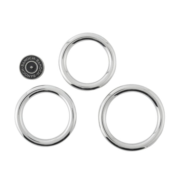 Banoch Cockring licht gebogen metaal 8 mm dik metaal 3 maten met banch pin Banoch Cockring licht gebogen metaal 8 mm dik metaal 3 maten met banch pin