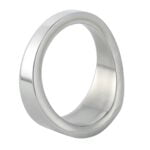 Banoch glansring oval eikelring Metaal cockring staand flapje onder